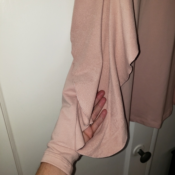 Vince Camuto Open Sleeve Flutter Sweatshirt - Picture 5 of 6